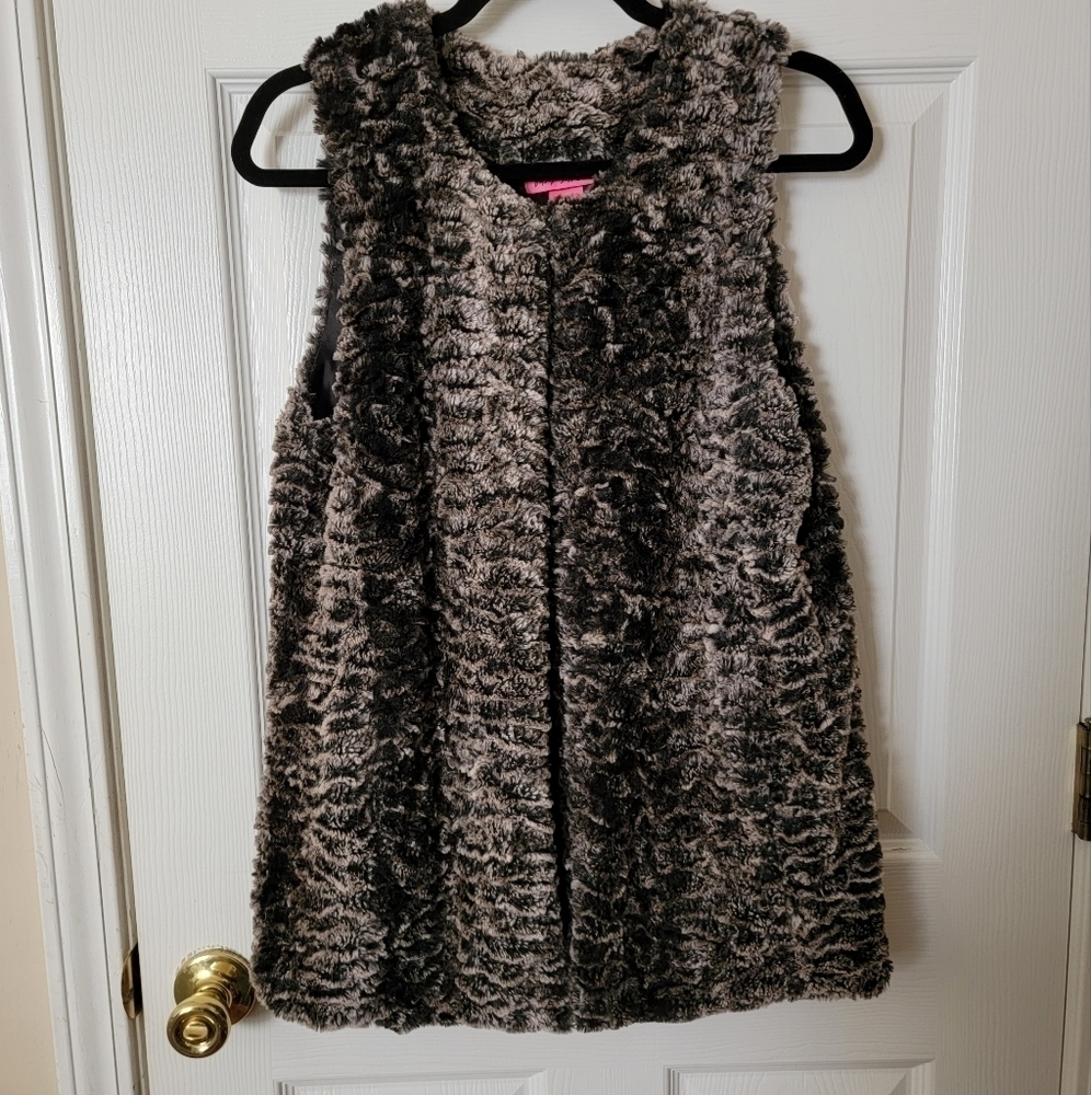 Betsey Johnson Faux Fur Vest Size S - Picture 1 of 5